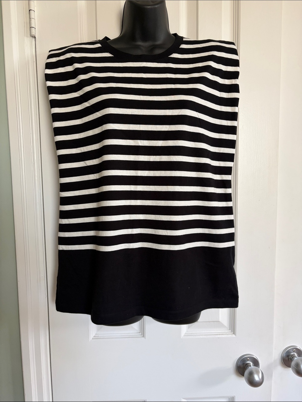 Massimo Dutti Black & White Striped Women’s Sleeveless Top